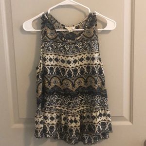 LA Hearts Top